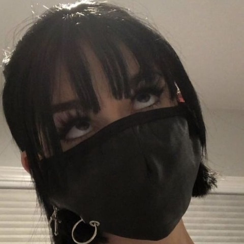 seductive_lea