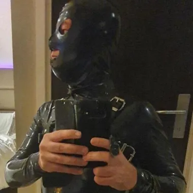 assrubberslave