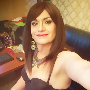 Lola_crossdresser