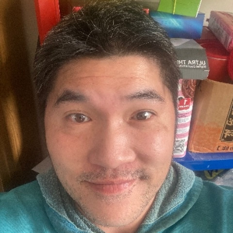 Asianlikesbigdick