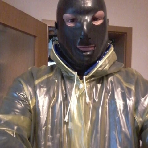 PVC-Regencapelover80