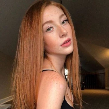 Alexandra29