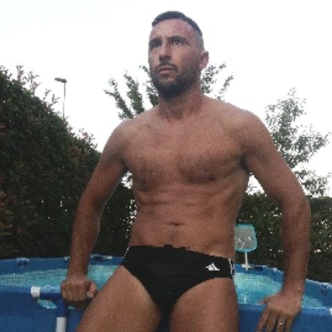 Speedo48