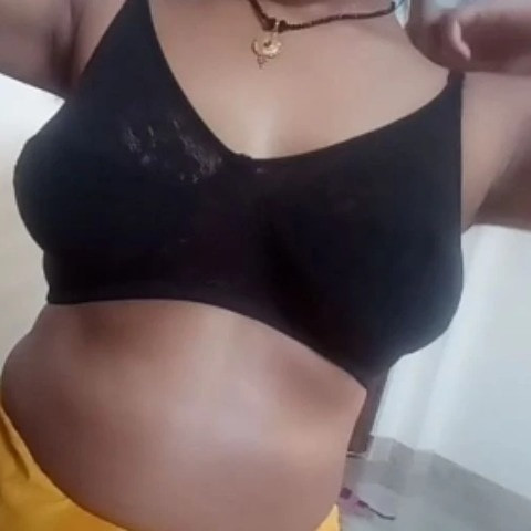Chandasexybomb
