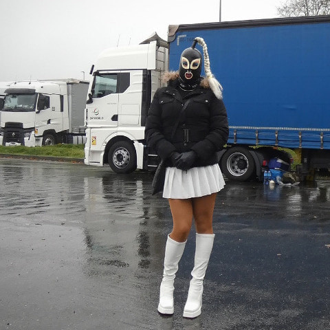 GummipuppeMonique
