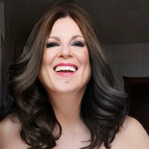 LaraSoxy