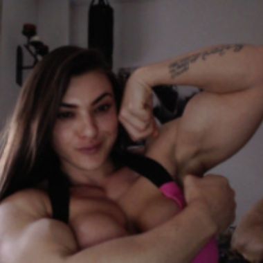 BicepCamLover1