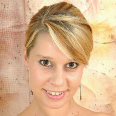 AGNETHA-