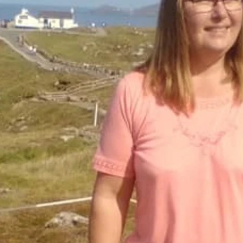 Helen7443