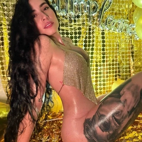 msschloee_