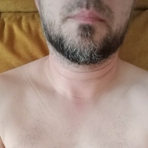 Hornyhusbandnextdoor