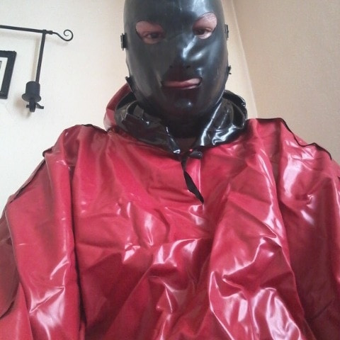 PVC-Regencapelover80