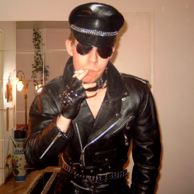 leathergay34