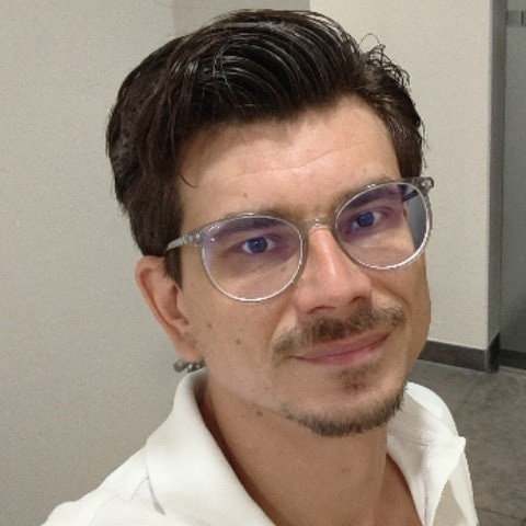 MatureLove1990