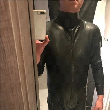 sexylatexrob