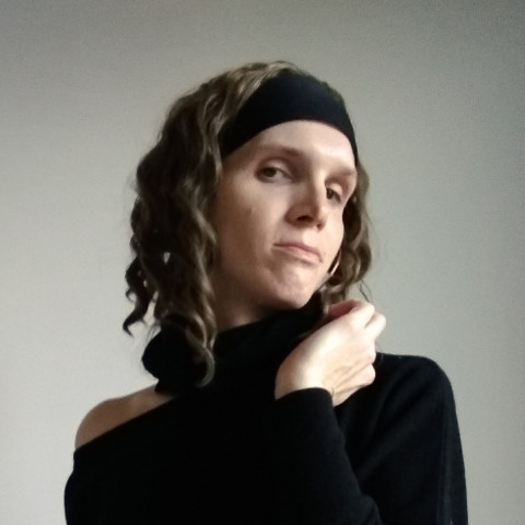 LolaBondi