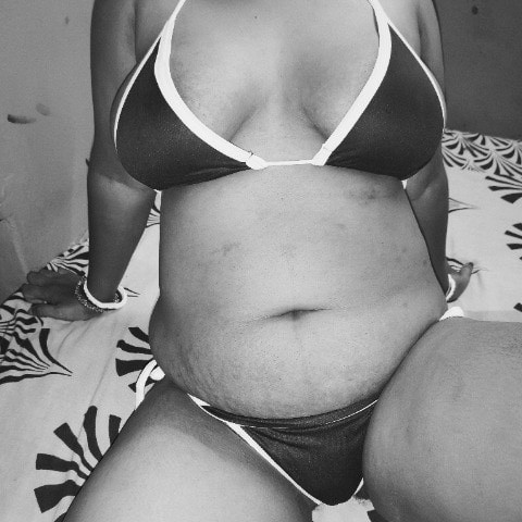 Hot_Marchi90