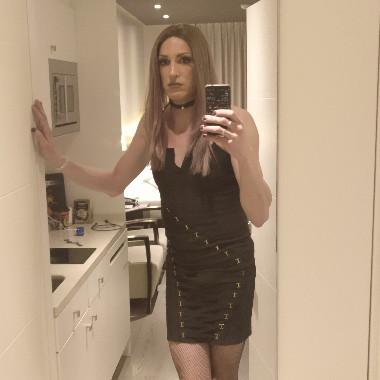 Nicole_Crossdresser