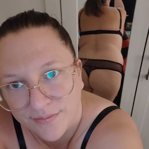 _Natural_Milf